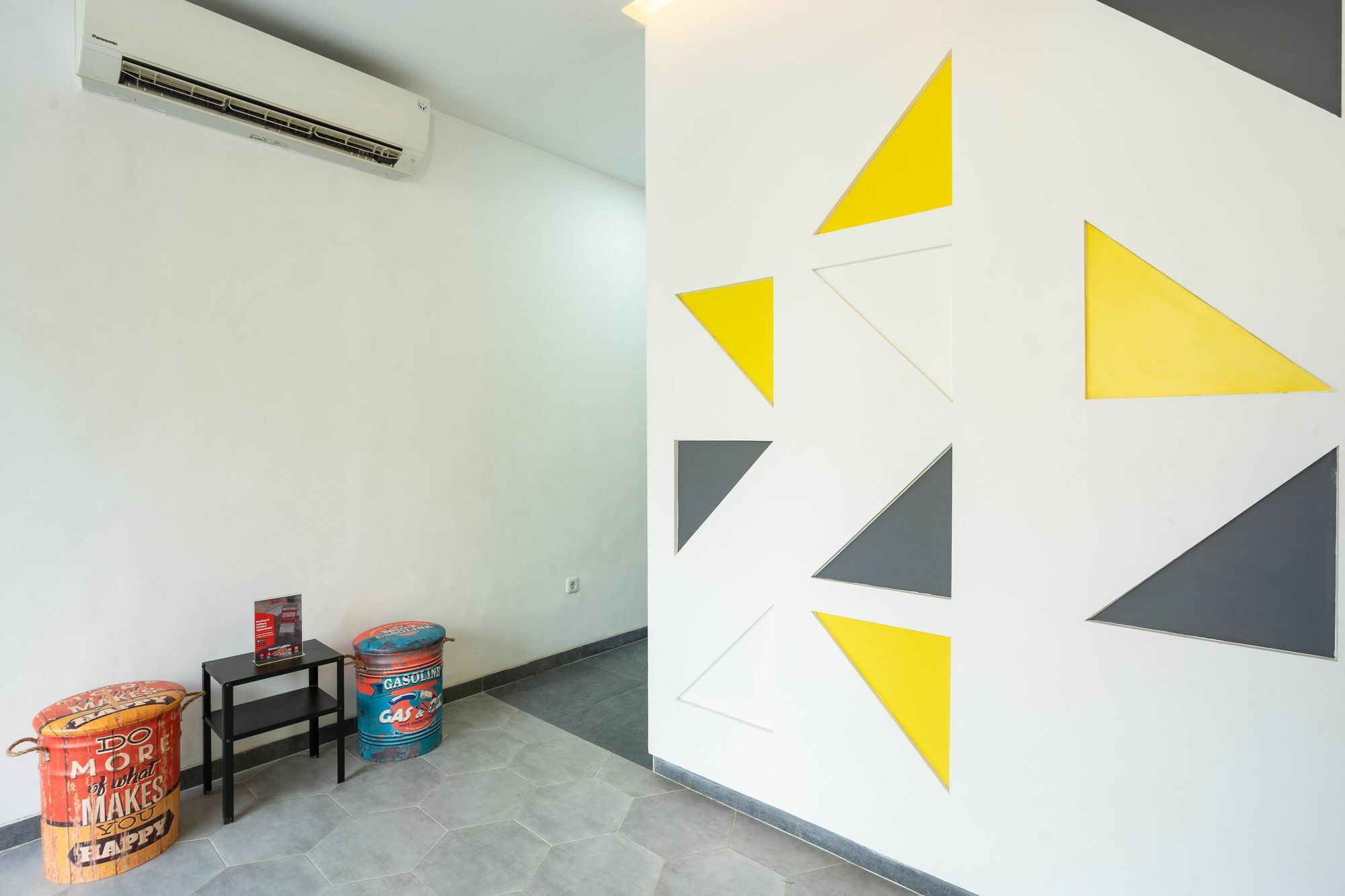 Reddoorz Plus @ Danau Sunter Utara Jakarta Kültér fotó