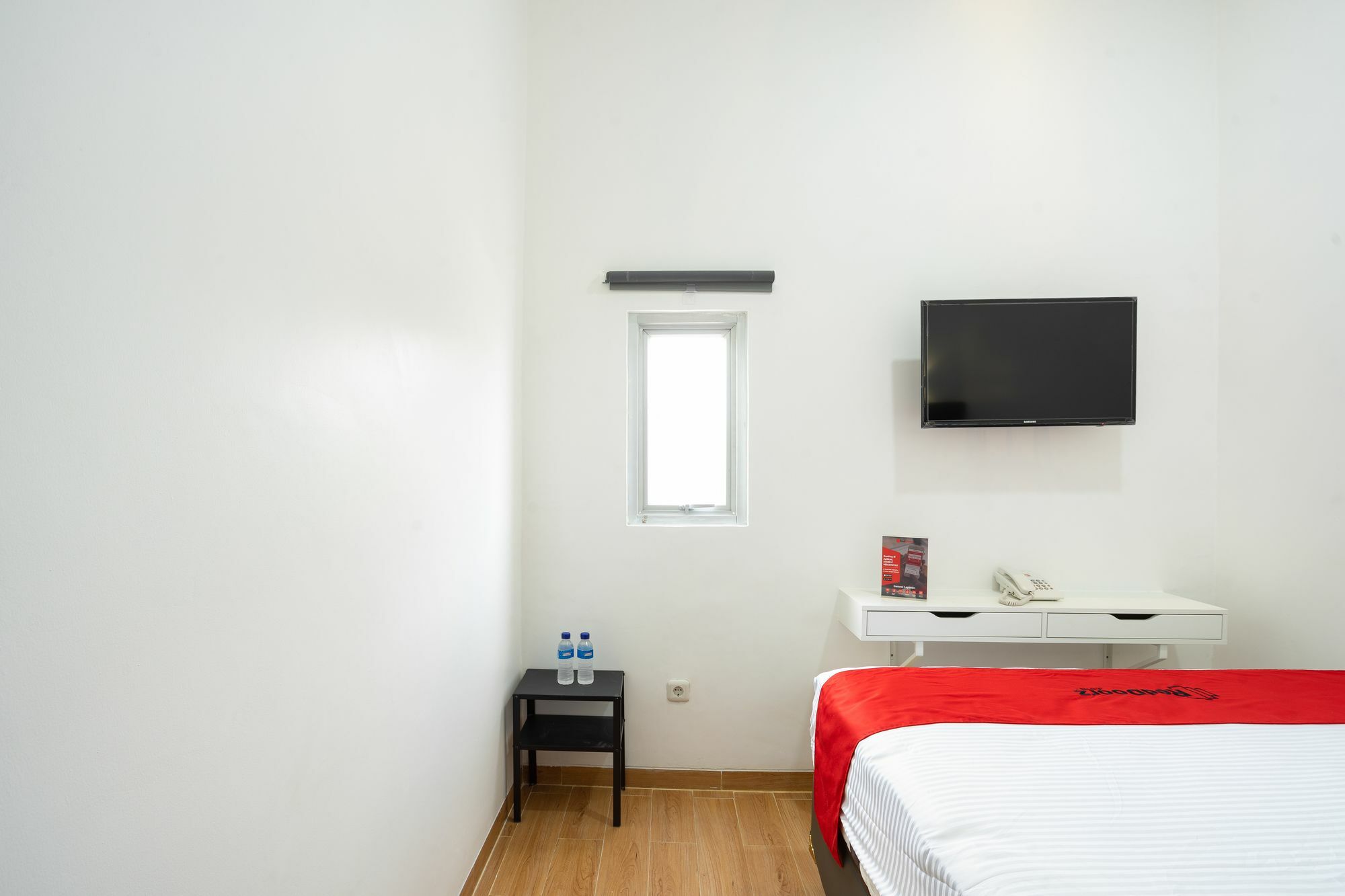 Reddoorz Plus @ Danau Sunter Utara Jakarta Kültér fotó